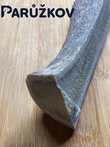 JELENÍ PARŮŽEK PRO PSY půlený 15,3cm