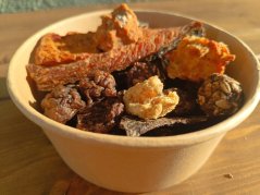 LOVELY LIGHT TREATS  200g
