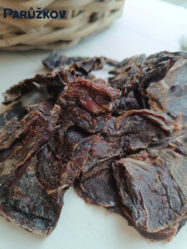 SRNČÍ SUŠENÉ MASO PRO PSY A KOČKY 90g