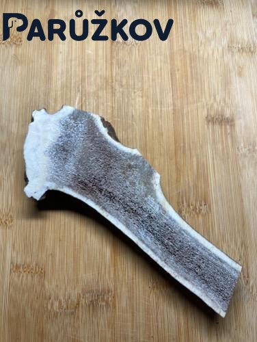 JELENÍ PARŮŽEK PRO PSY půlený 17cm