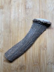 JELENÍ PARŮŽEK PRO PSY půlený 17,3cm
